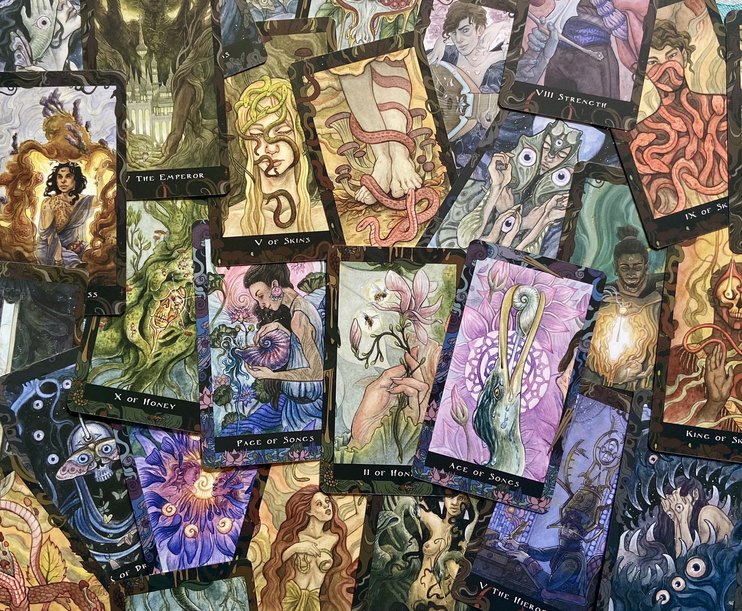 Deck Review: Blood Moon Tarot - Tarot Cake